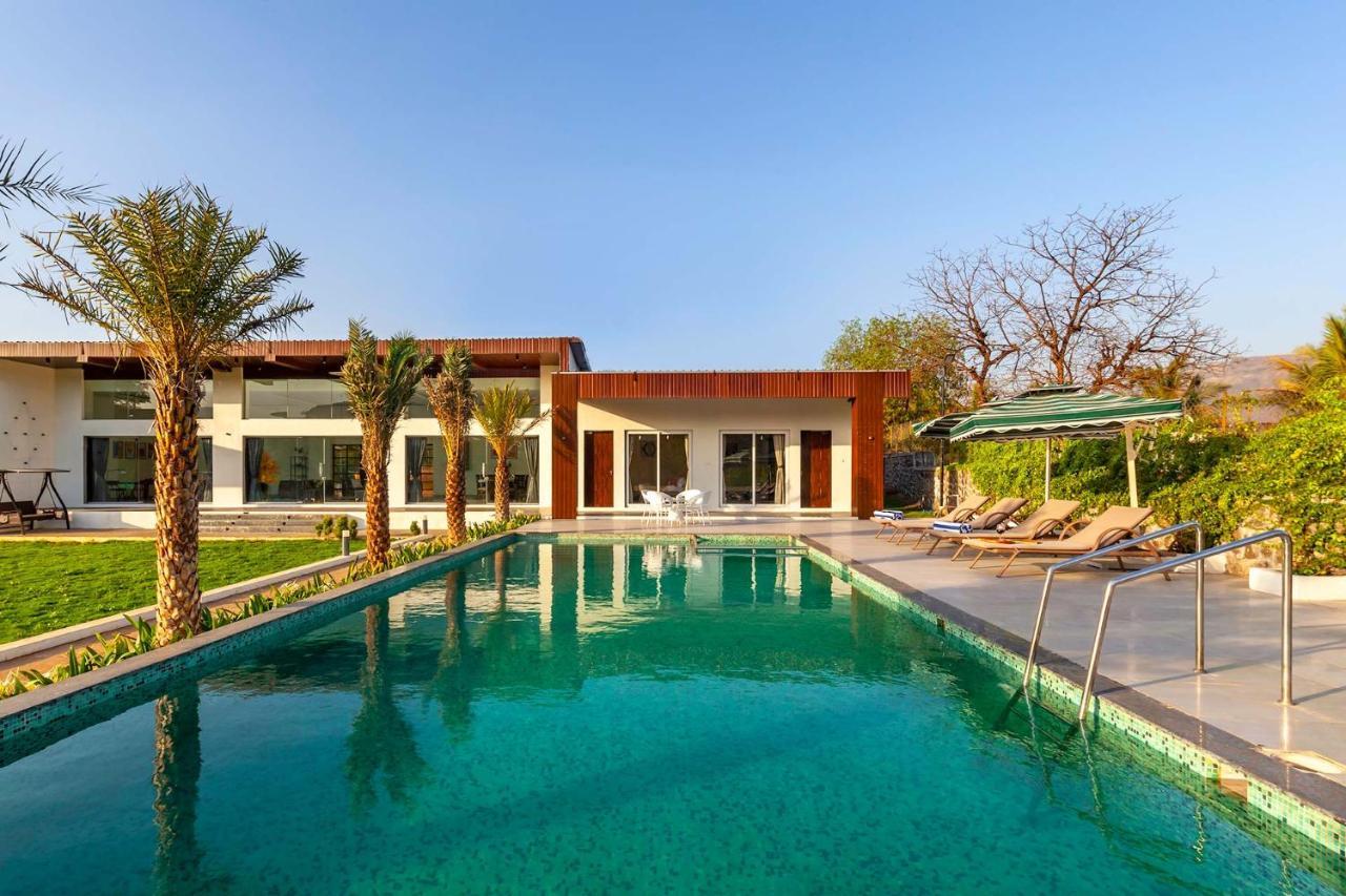 Natures Odyssey By Stayvista - Amidst Lush Greenery With Outdoor Pool And Indoor Activities Chinchavli Exteriér fotografie
